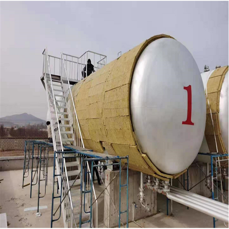 北京制药厂管道保温施工队罐体彩钢保温施工方案